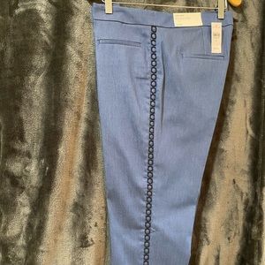 Ann Taylor the Crop pant. NWT.